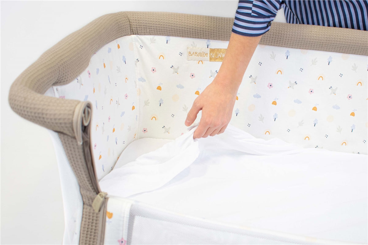 Jané Nature Cot Mattress Cover – 2-in-1 Fitted Sheet & Waterproof Protector