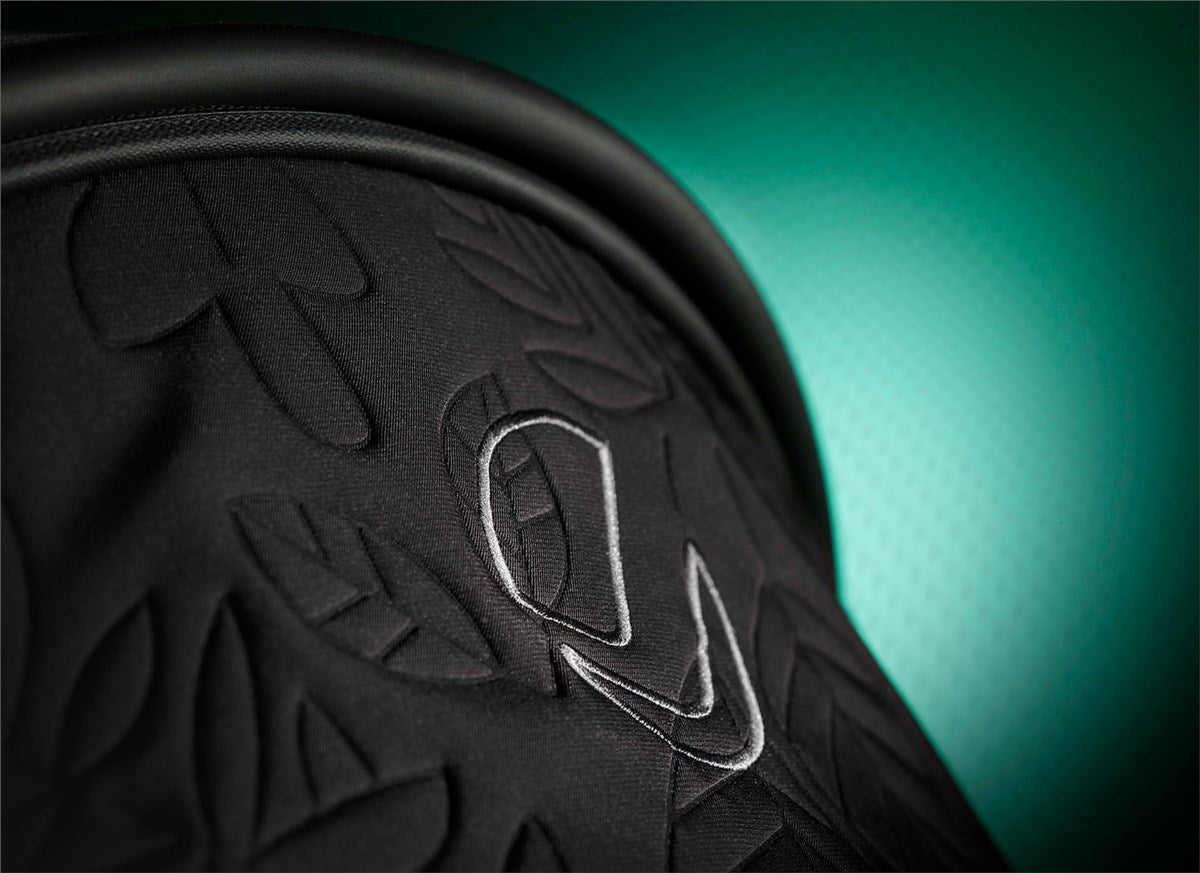 Jané Crosslight Pro Carbon 3in1 Travel System with Lie-Flat Kombibaby Car Seat