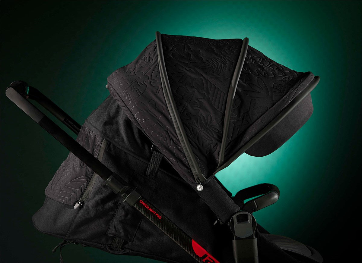 Jané Crosslight Pro Carbon 3in1 Travel System with Lie-Flat Kombibaby Car Seat