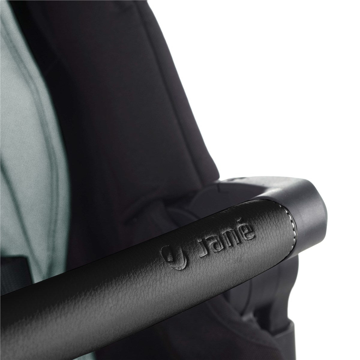 Jane Muum-4 Lie-Flat 360 Baby Car Seat Bundle