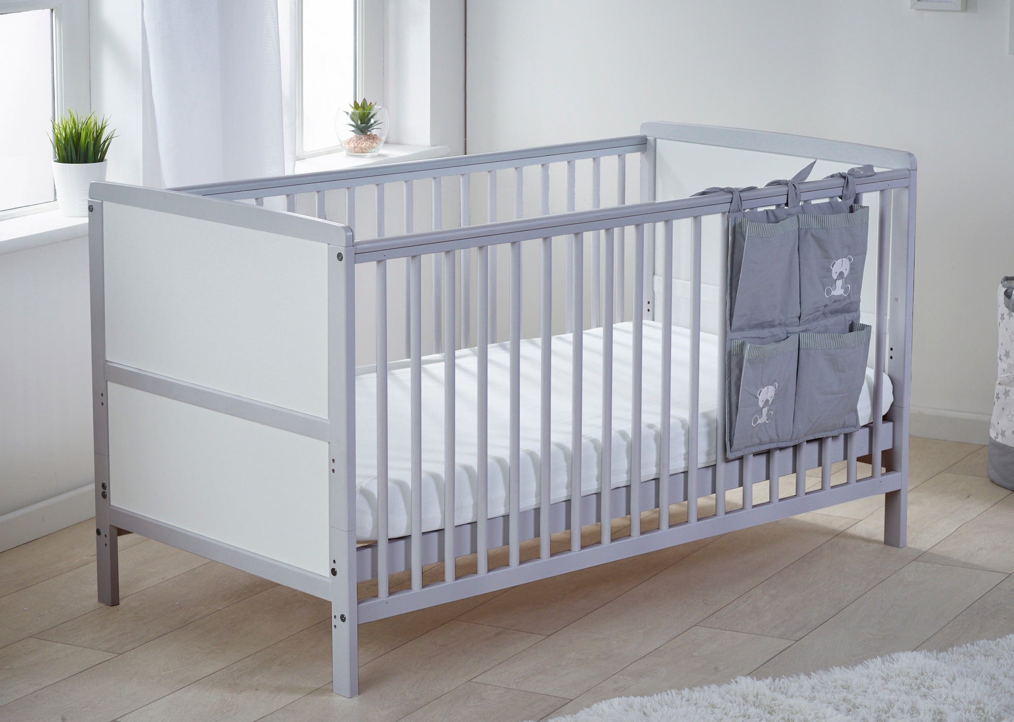 Kinder Valley Sydney Cot Bed